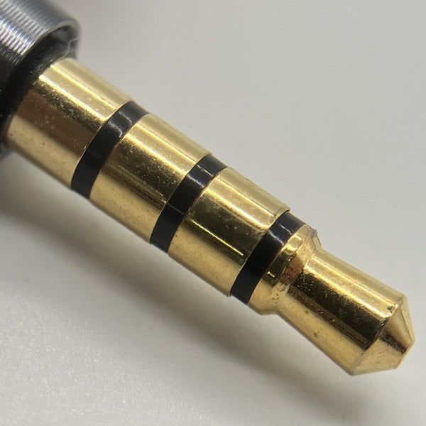【中古】E1001 Triple-Driver In-Ear Headphones シルバー【日本橋】
