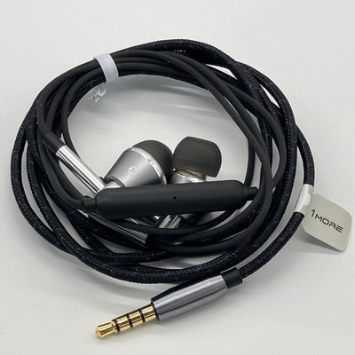 【中古】E1001 Triple-Driver In-Ear Headphones シルバー【日本橋】