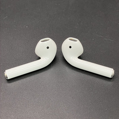 【中古】AirPods with Charging Case MV7N2J/A【秋葉原】