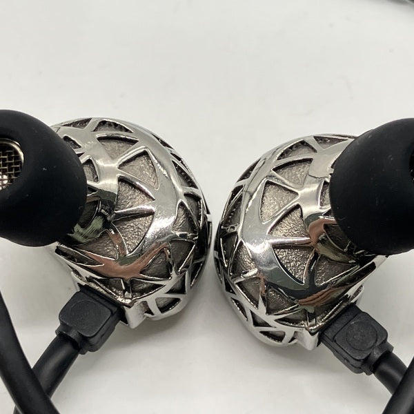 Unique Melody 【中古】MAVEN 【UNM-6905】【日本橋】 – e☆イヤホン