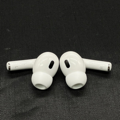 【中古】MagSafe充電ケース(USB-C)付きAirPods Pro(第2世代) MTJV3JA【秋葉原】
