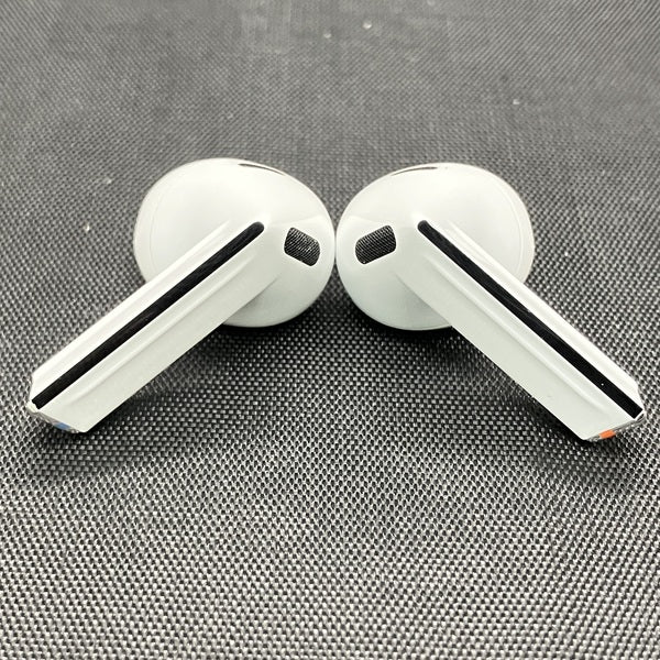 Galaxy 【中古】Galaxy Buds3 ホワイト 【SM-R530NZWAXJP