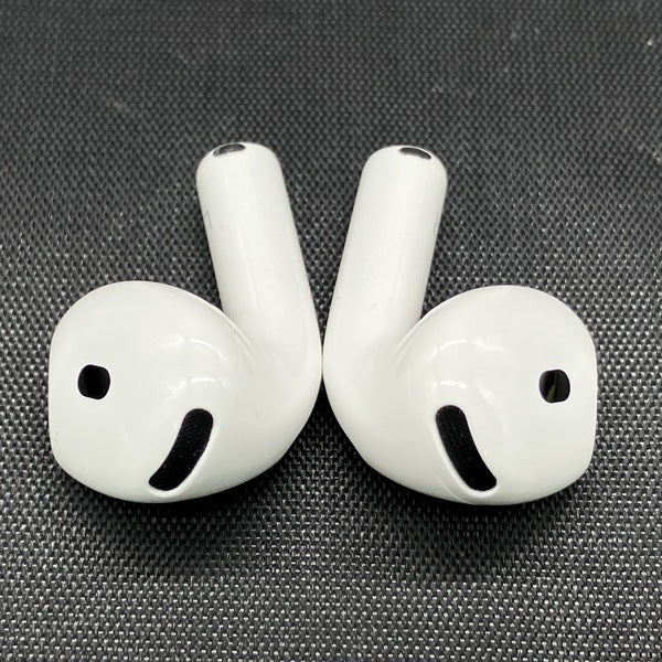 【中古】AirPods 4 MXP93J/A（アクティブノイズキャンセリング搭載）【秋葉原】