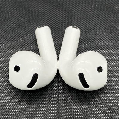 【中古】AirPods 4 MXP93J/A（アクティブノイズキャンセリング搭載）【秋葉原】