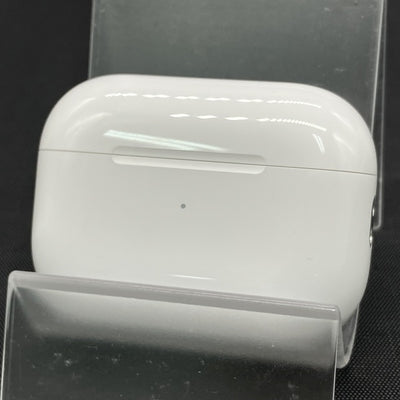 【中古】MagSafe充電ケース(USB-C)付きAirPods Pro(第2世代) MTJV3JA【秋葉原】
