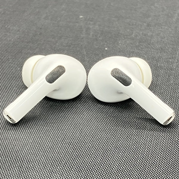 【中古】MagSafe充電ケース(USB-C)付きAirPods Pro(第2世代) MTJV3JA【名古屋】