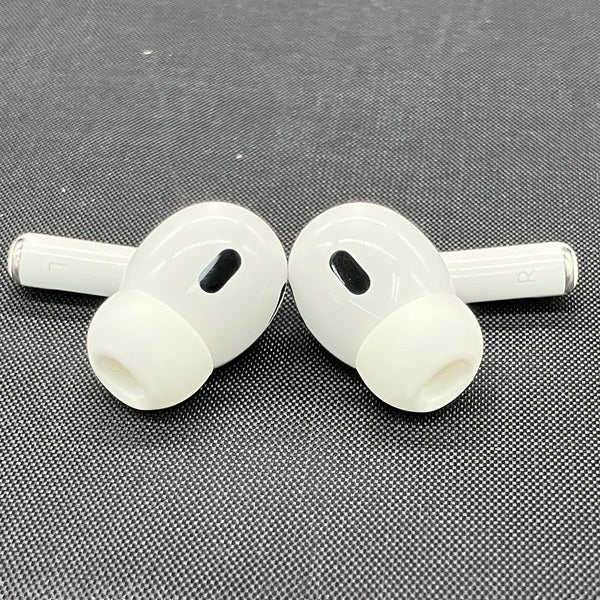 【中古】MagSafe充電ケース(USB-C)付きAirPods Pro(第2世代) MTJV3JA【名古屋】