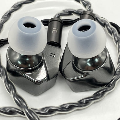 【中古】bleqk Dynabird【秋葉原】