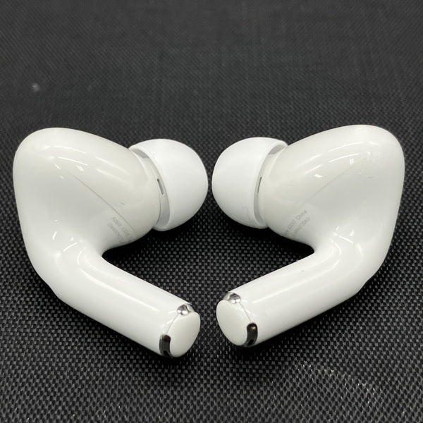【中古】MagSafe充電ケース(USB-C)付きAirPods Pro(第2世代) MTJV3JA【秋葉原】