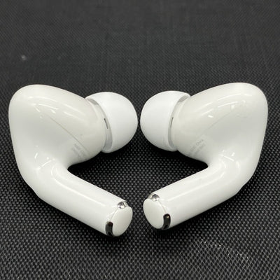 【中古】MagSafe充電ケース(USB-C)付きAirPods Pro(第2世代) MTJV3JA【秋葉原】