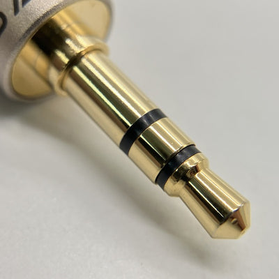 【中古】Que【日本橋】