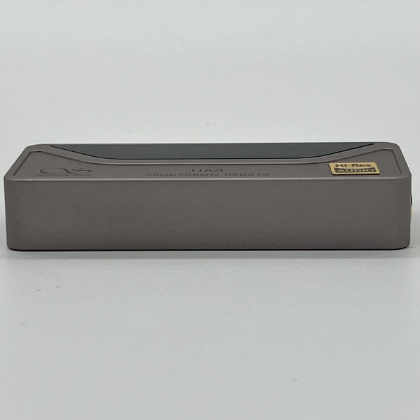 【中古】UA4 チタニウム【日本橋】