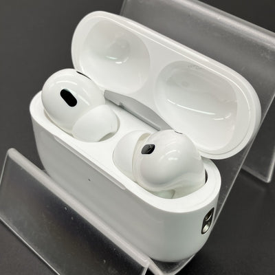 【中古】MagSafe充電ケース(USB-C)付きAirPods Pro(第2世代) MTJV3JA【秋葉原】