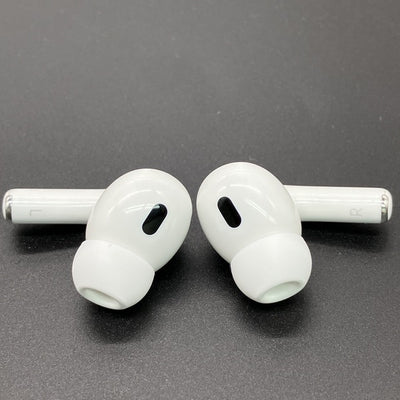 【中古】MagSafe充電ケース(USB-C)付きAirPods Pro(第2世代) MTJV3JA【秋葉原】