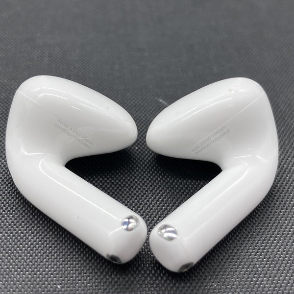 Apple 【中古】AirPods 4 MXP63J/A【日本橋】 – e☆イヤホン