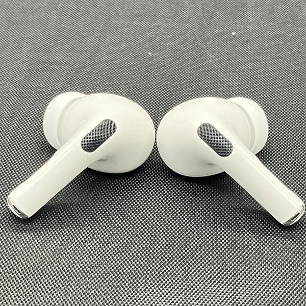 Apple 【中古】MagSafe充電ケース(USB-C)付きAirPods Pro(第2
