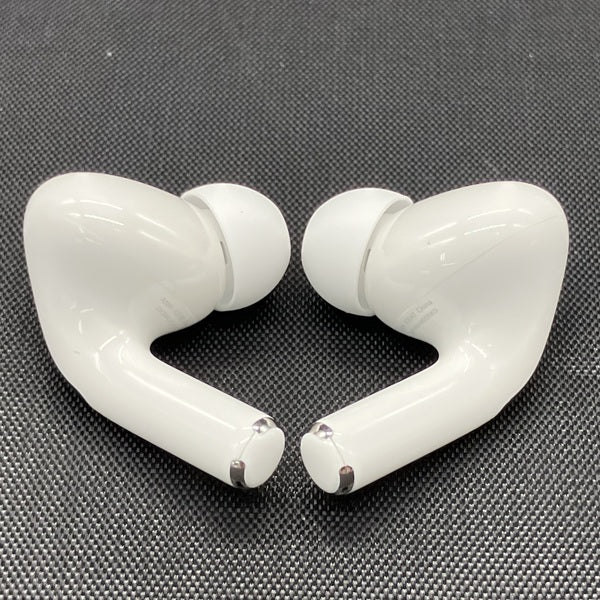 【中古】MagSafe充電ケース(USB-C)付きAirPods Pro(第2世代) MTJV3JA【秋葉原】