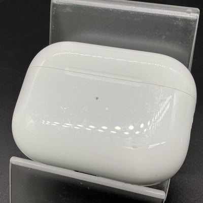 【中古】MagSafe充電ケース(USB-C)付きAirPods Pro(第2世代) MTJV3JA【秋葉原】