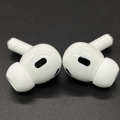 【中古】MagSafe充電ケース(USB-C)付きAirPods Pro(第2世代) MTJV3JA【秋葉原】