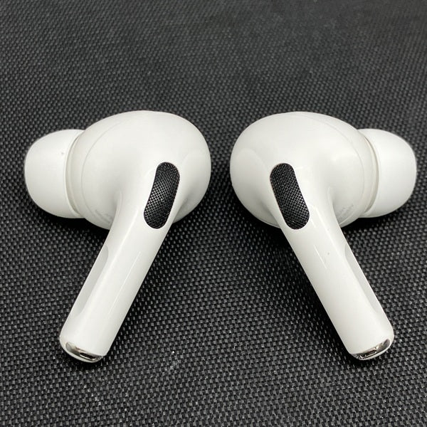 Apple 【中古】MagSafe充電ケース(USB-C)付きAirPods Pro(第2