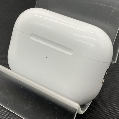 【中古】MagSafe充電ケース(USB-C)付きAirPods Pro(第2世代) MTJV3JA【秋葉原】