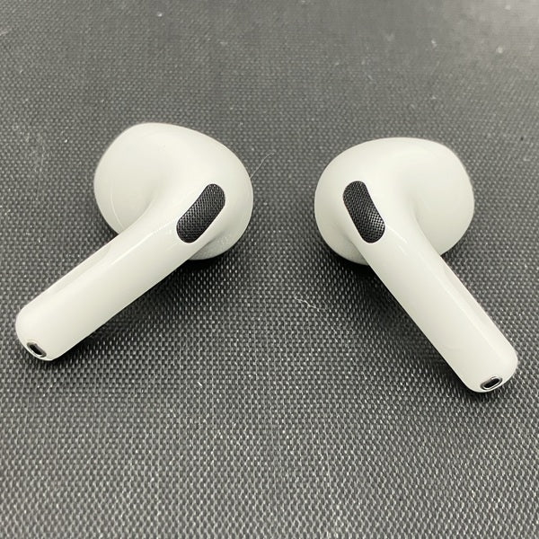 【中古】AirPods 4 MXP63J/A【秋葉原】