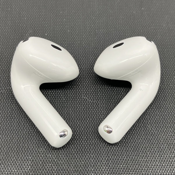 【中古】AirPods 4 MXP63J/A【秋葉原】