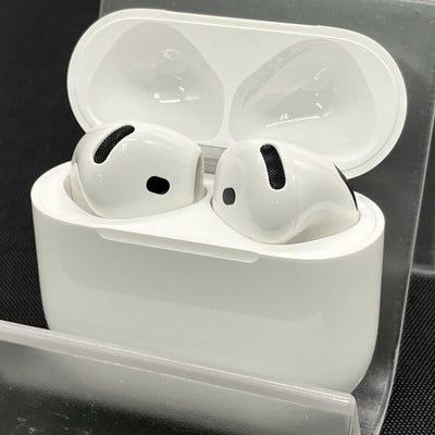 【中古】AirPods 4 MXP93J/A（アクティブノイズキャンセリング搭載）【秋葉原】