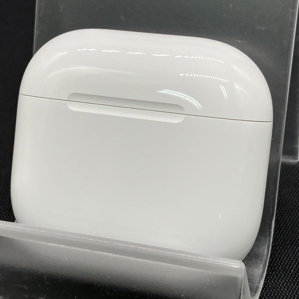 【中古】AirPods 4 MXP93J/A（アクティブノイズキャンセリング搭載）【秋葉原】