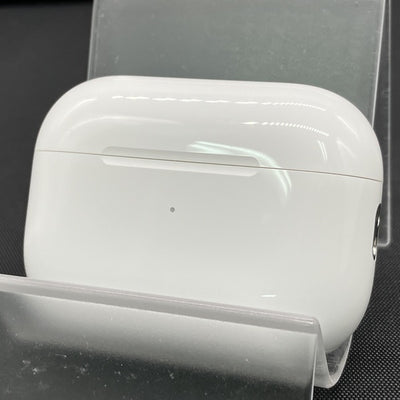 【中古】MagSafe充電ケース(USB-C)付きAirPods Pro(第2世代) MTJV3JA【秋葉原】