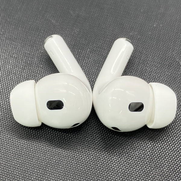 【中古】MagSafe充電ケース(USB-C)付きAirPods Pro(第2世代) MTJV3JA【秋葉原】