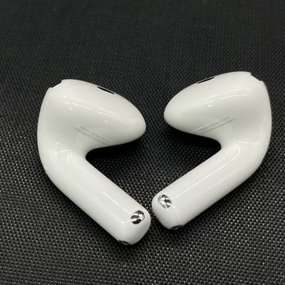 【中古】AirPods 4 MXP93J/A（アクティブノイズキャンセリング搭載）【日本橋】