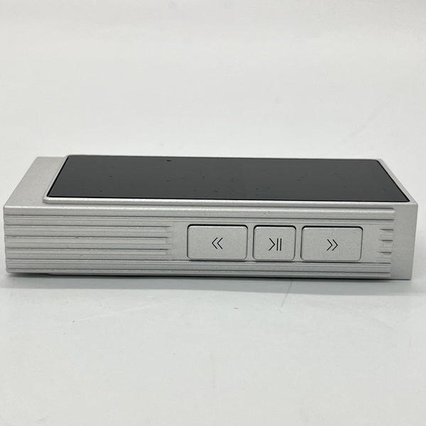 【中古】UA6 Silver【秋葉原】