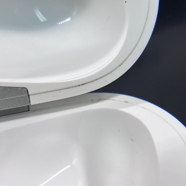 【中古】MagSafe充電ケース(USB-C)付きAirPods Pro(第2世代) MTJV3JA【名古屋】