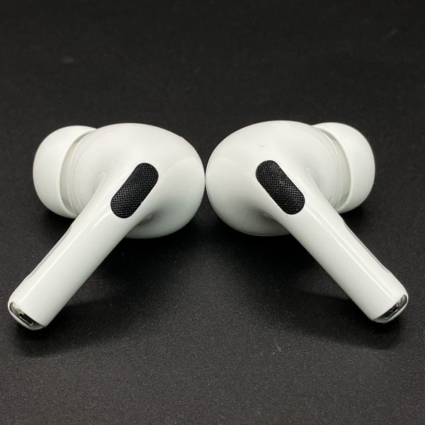 【中古】MagSafe充電ケース(USB-C)付きAirPods Pro(第2世代) MTJV3JA【秋葉原】
