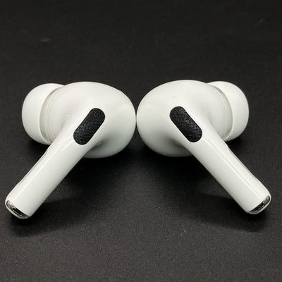 【中古】MagSafe充電ケース(USB-C)付きAirPods Pro(第2世代) MTJV3JA【秋葉原】