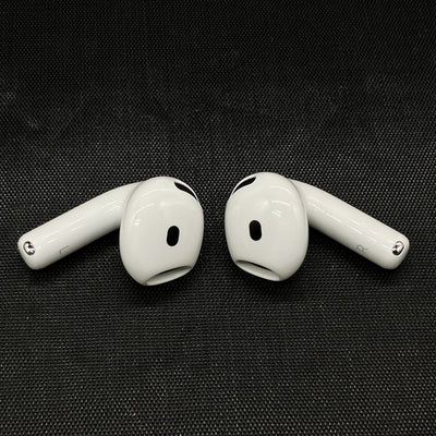 【中古】AirPods 4 MXP93J/A（アクティブノイズキャンセリング搭載）【仙台】