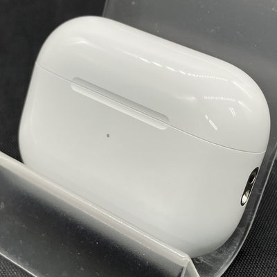 【中古】MagSafe充電ケース(USB-C)付きAirPods Pro(第2世代) MTJV3JA【秋葉原】