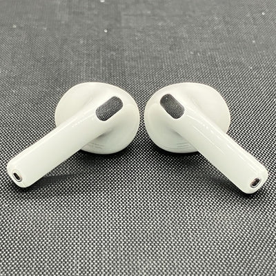 【中古】AirPods 4 MXP93J/A（アクティブノイズキャンセリング搭載）【秋葉原】