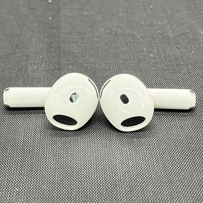 【中古】AirPods 4 MXP93J/A（アクティブノイズキャンセリング搭載）【秋葉原】