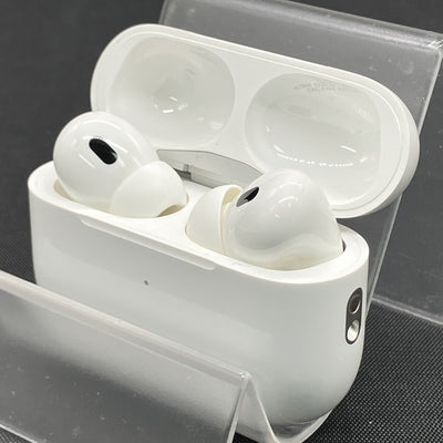 【中古】MagSafe充電ケース(USB-C)付きAirPods Pro(第2世代) MTJV3JA【秋葉原】