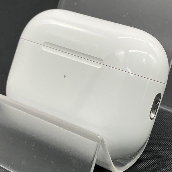 【中古】MagSafe充電ケース(USB-C)付きAirPods Pro(第2世代) MTJV3JA【秋葉原】