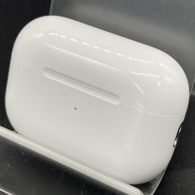 【中古】MagSafe充電ケース(USB-C)付きAirPods Pro(第2世代) MTJV3JA【秋葉原】