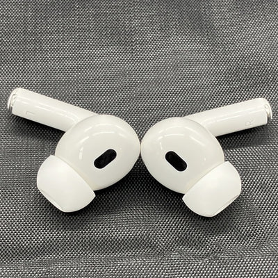 【中古】MagSafe充電ケース(USB-C)付きAirPods Pro(第2世代) MTJV3JA【秋葉原】