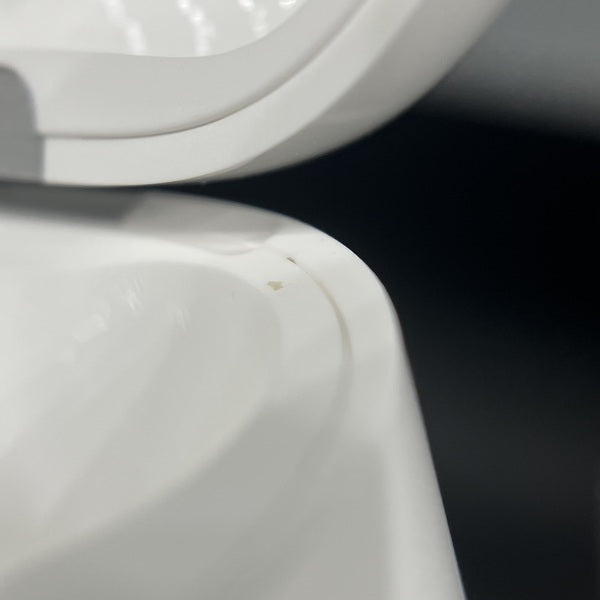 【中古】AirPods 4 MXP93J/A（アクティブノイズキャンセリング搭載）【秋葉原】