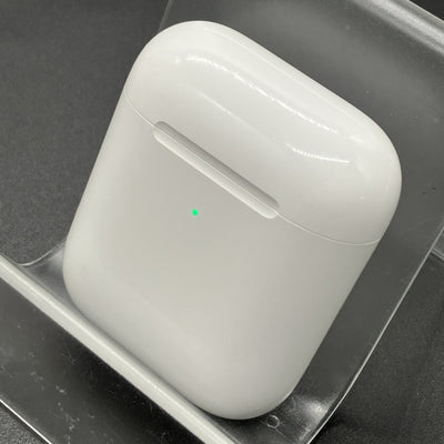 【中古】Wireless Charging Case for AirPods MR8U2J/A【秋葉原】