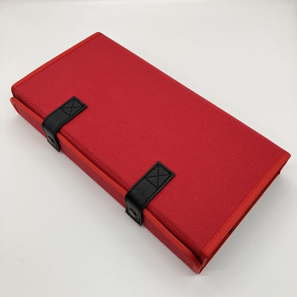 【中古】仕切りの位置が変えられるイヤフォンケース/8個用 レッド【秋葉原】