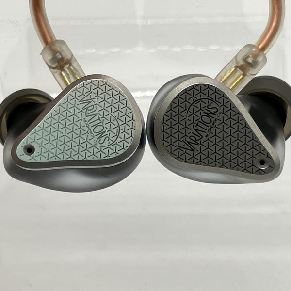 【中古】VARIATIONS【日本橋】