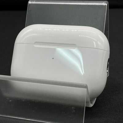 【中古】MagSafe充電ケース(USB-C)付きAirPods Pro(第2世代) MTJV3JA【秋葉原】
