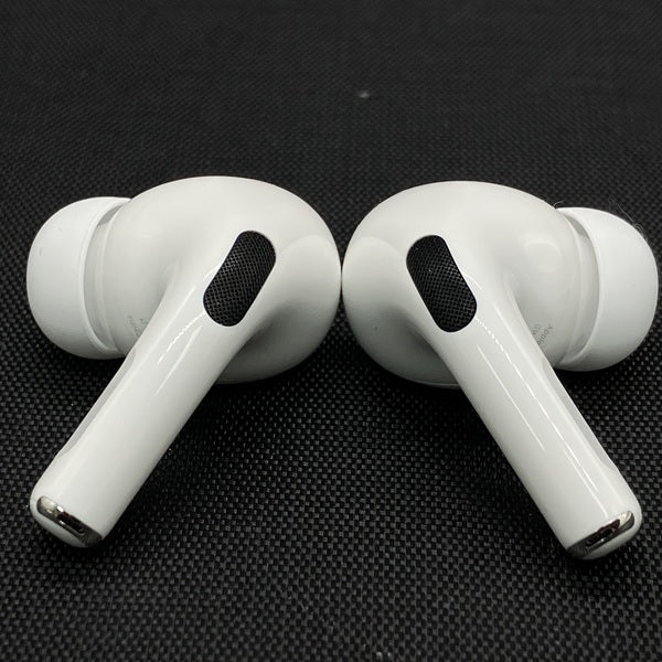 【中古】MagSafe充電ケース(USB-C)付きAirPods Pro(第2世代) MTJV3JA【秋葉原】